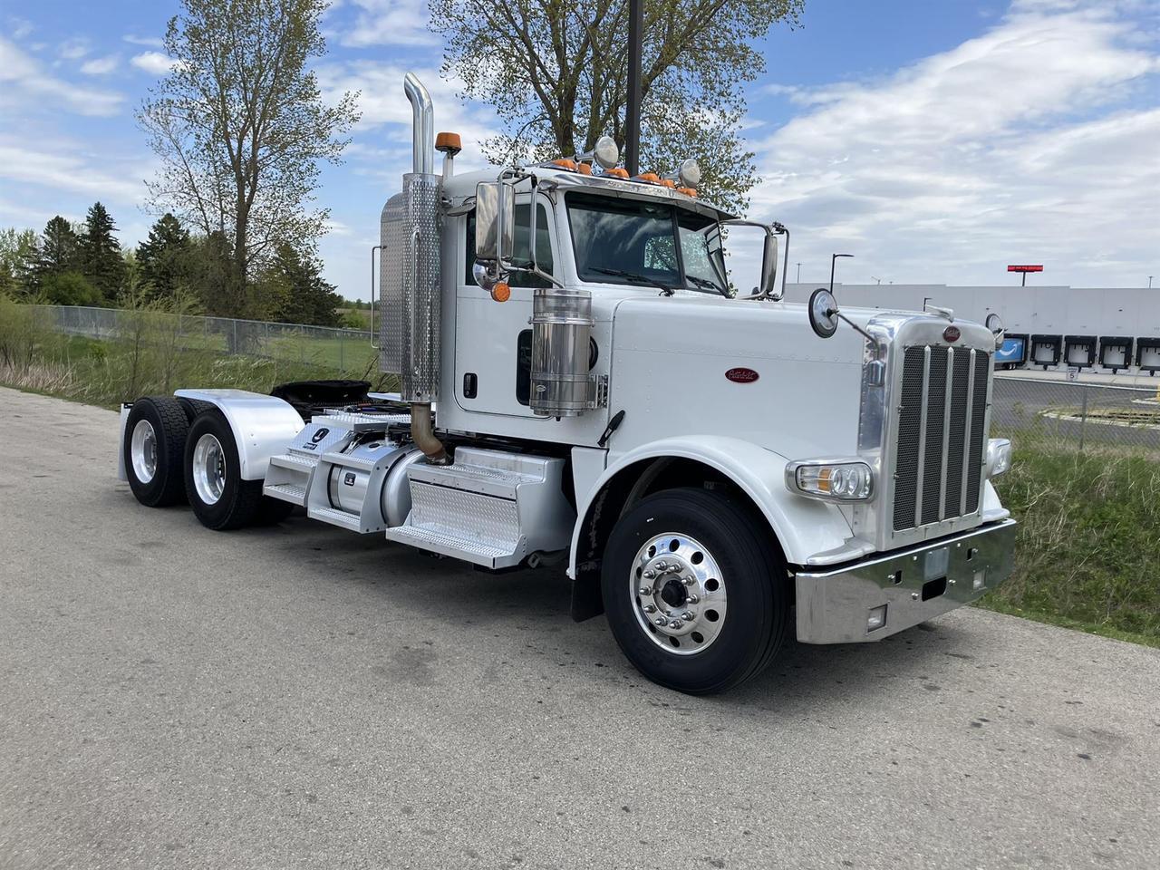 2020 Peterbilt 389 Non-Sleeper
