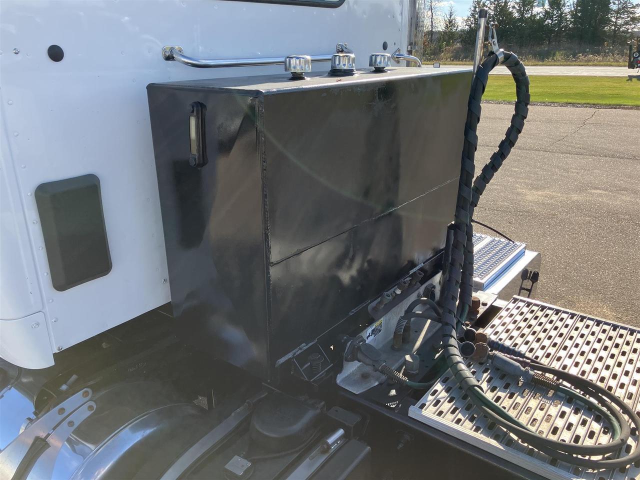 2020 Peterbilt 567 Eau Claire WI