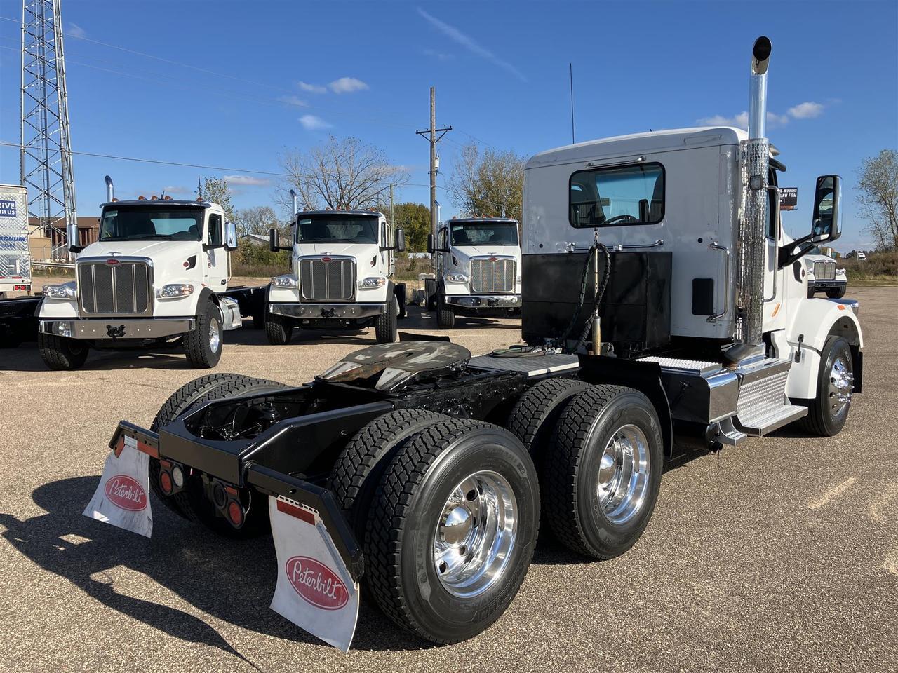 2020 Peterbilt 567 Eau Claire WI
