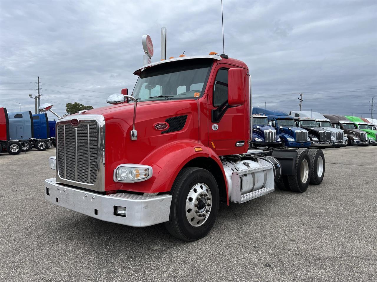 2020 Peterbilt 567