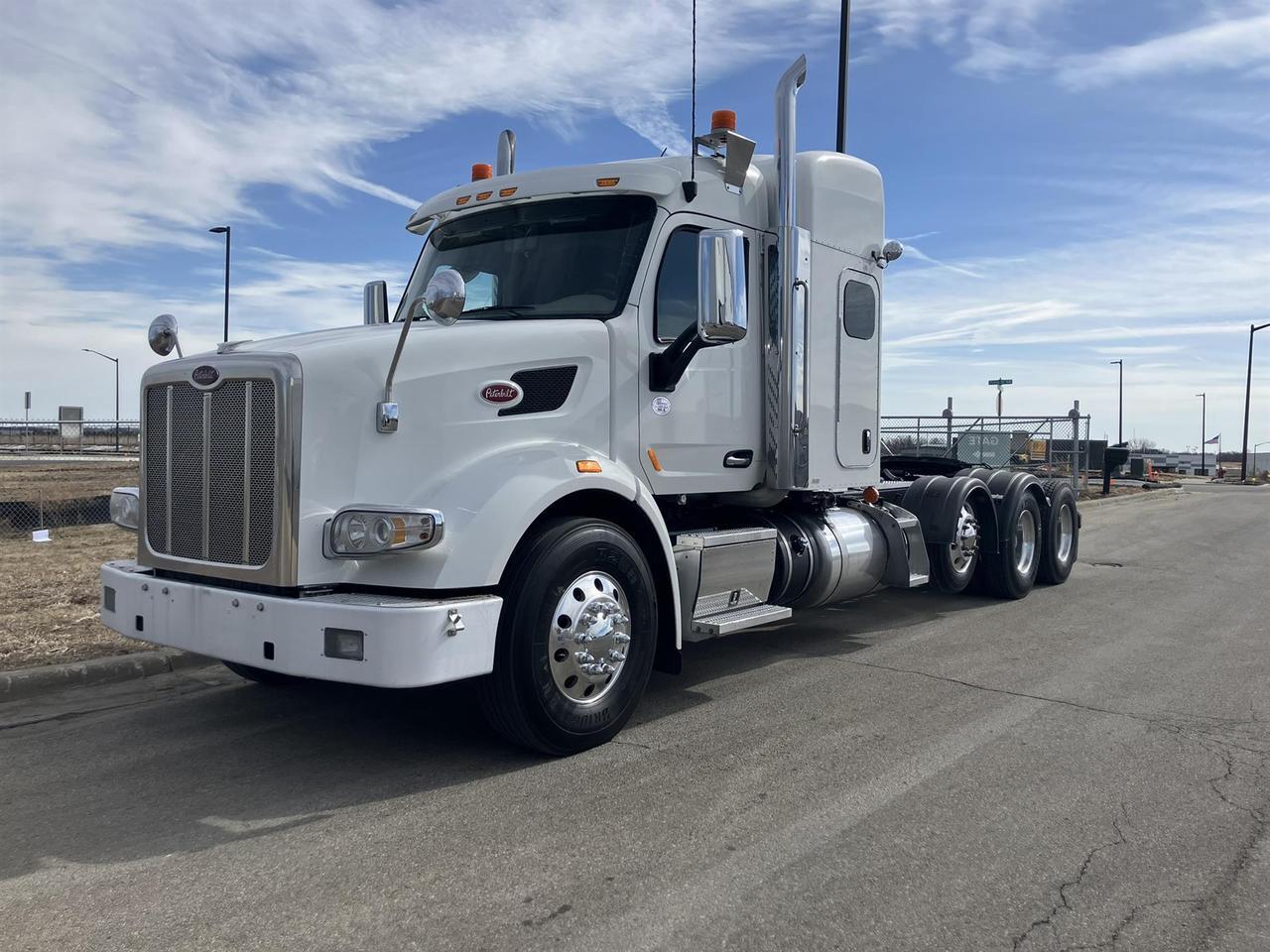 2020 Peterbilt 567