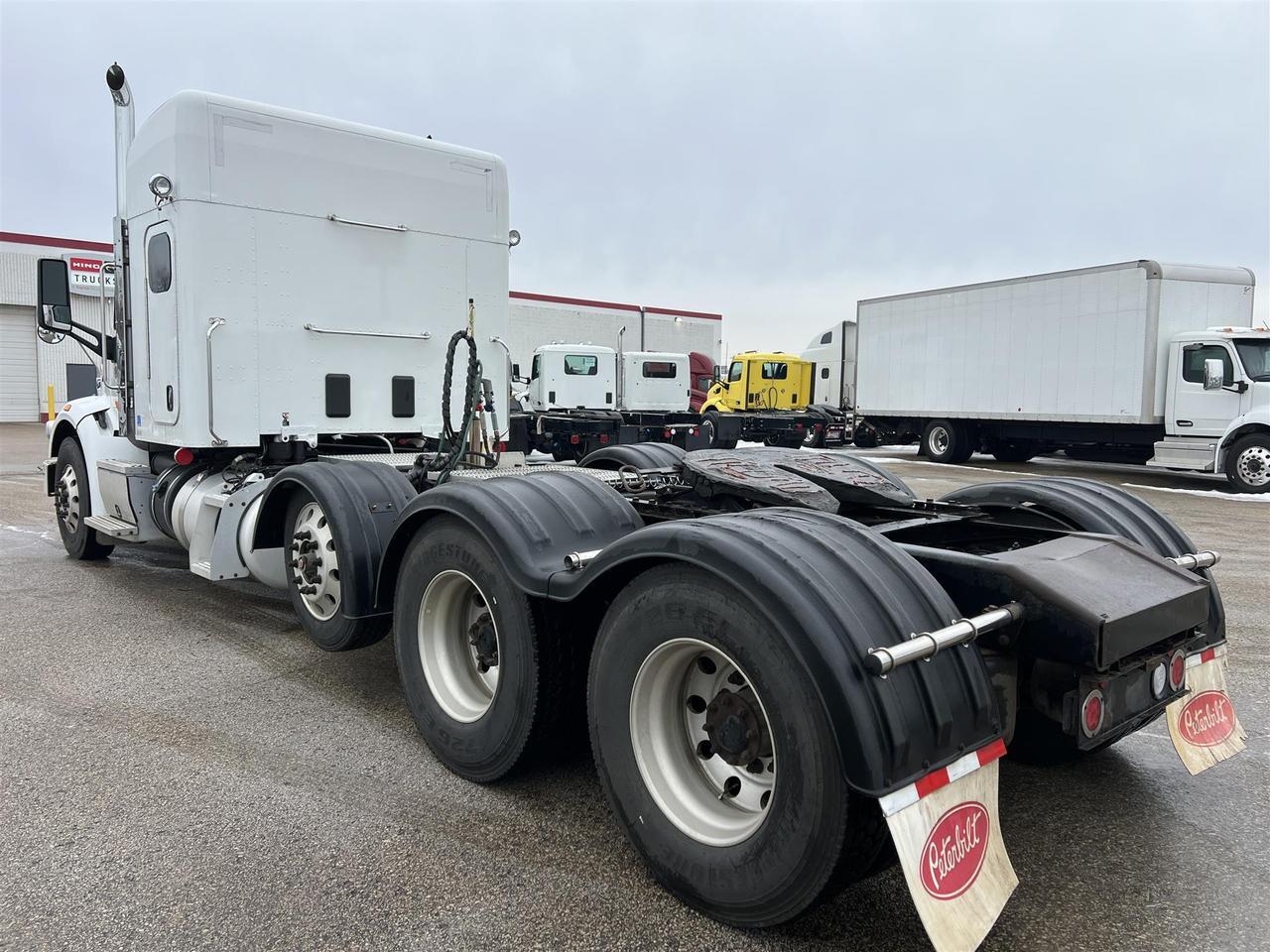 2020 Peterbilt 567