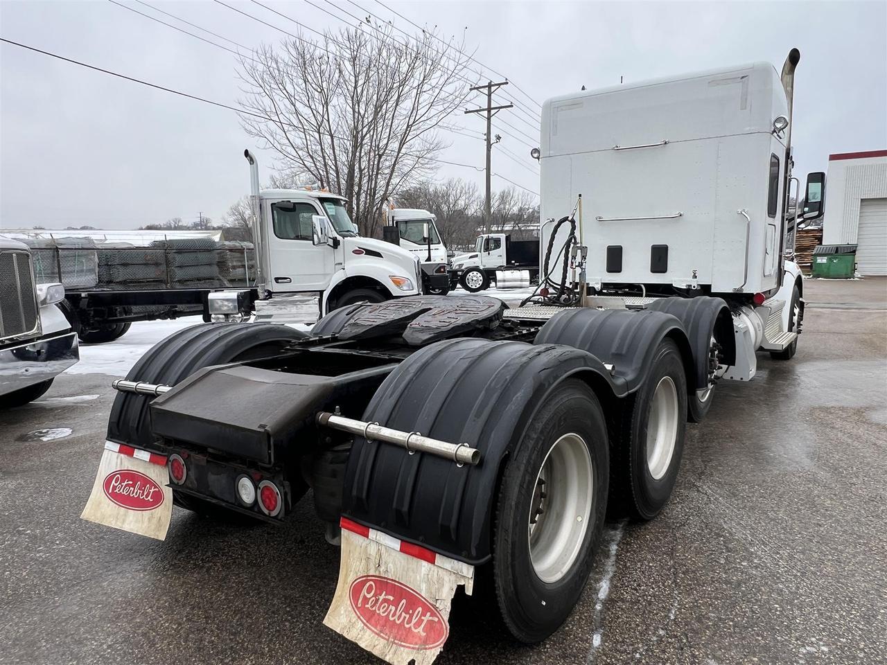 2020 Peterbilt 567 58" Raised Roof South St. Paul MN