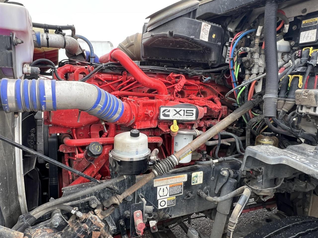 2020 Peterbilt 567 58" Raised Roof South St. Paul MN