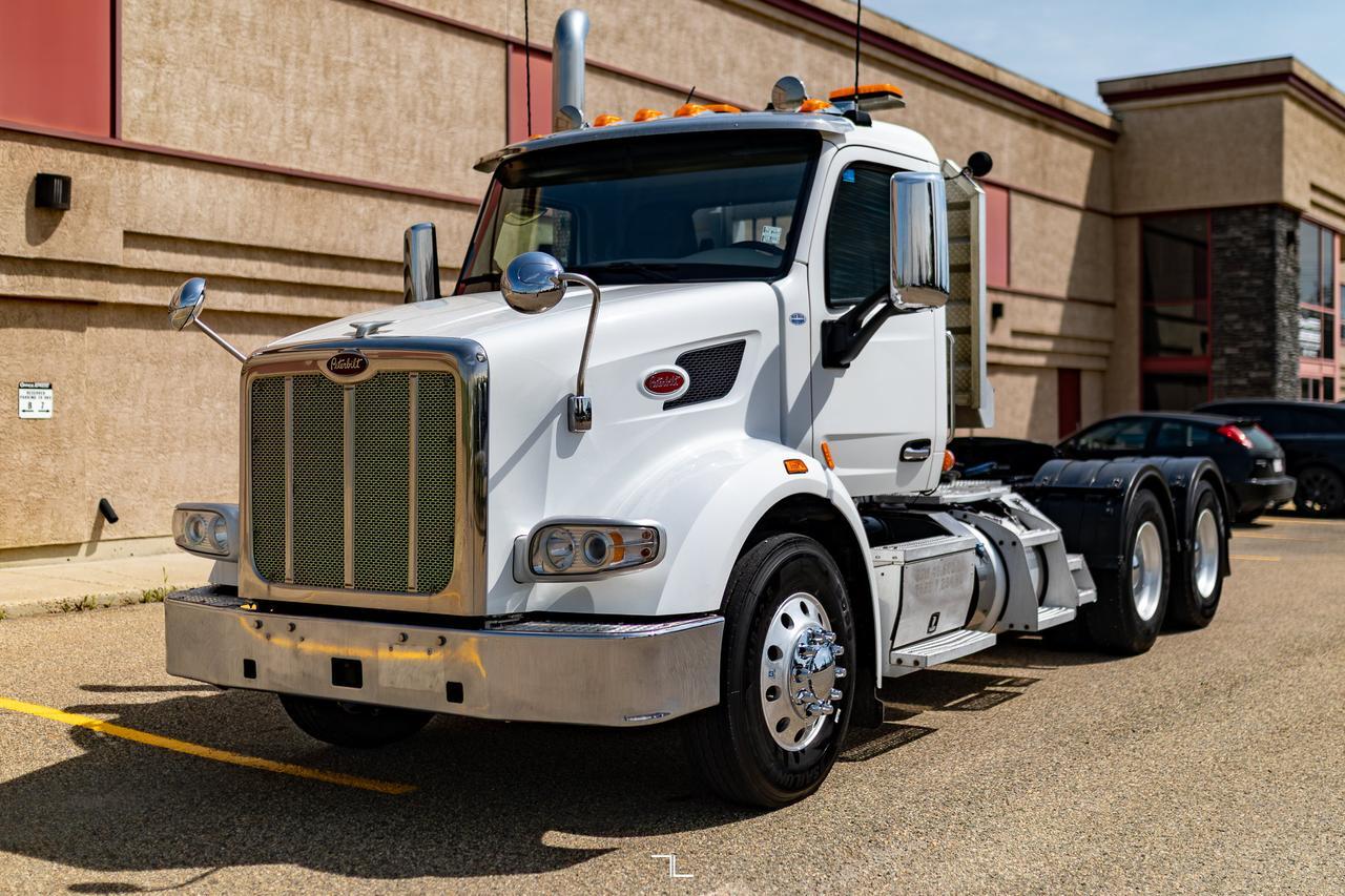 2020 Peterbilt 567 Daycab Tractor Diesel Red Deer AB