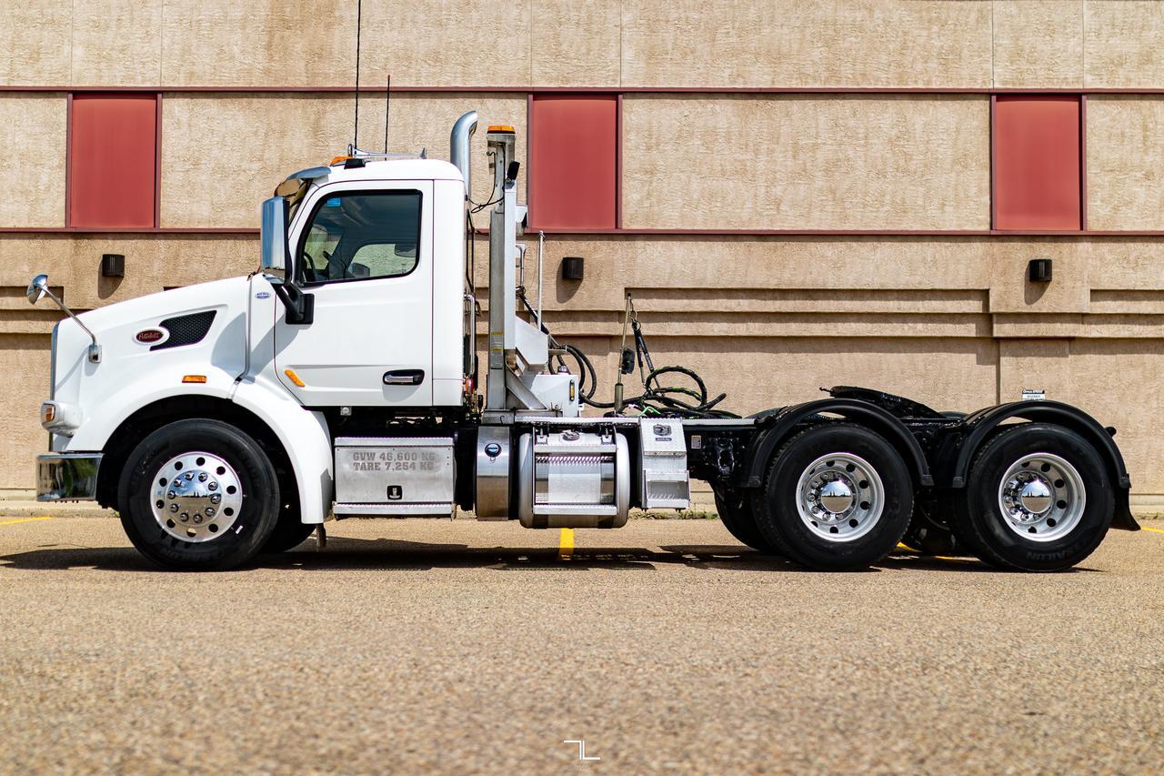 2020 Peterbilt 567 Daycab Tractor Diesel Red Deer AB