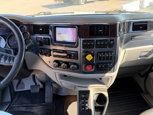 2020 Peterbilt 567 Jerr-Dan 35-Ton Integrated Wrecker Miami FL