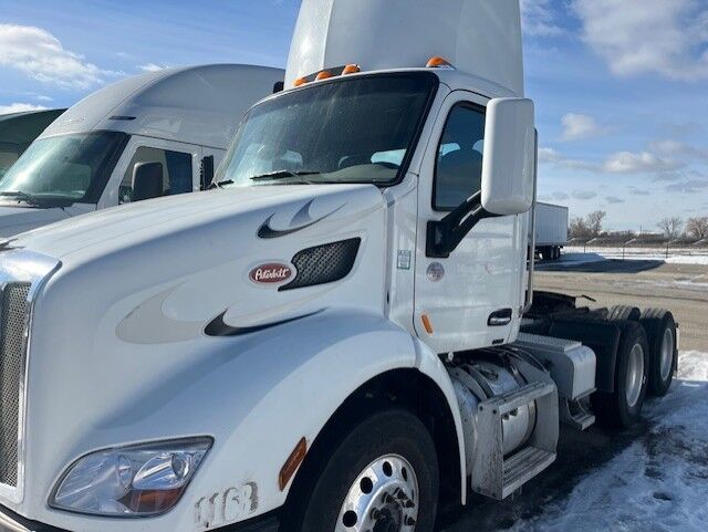 2020 Peterbilt 579