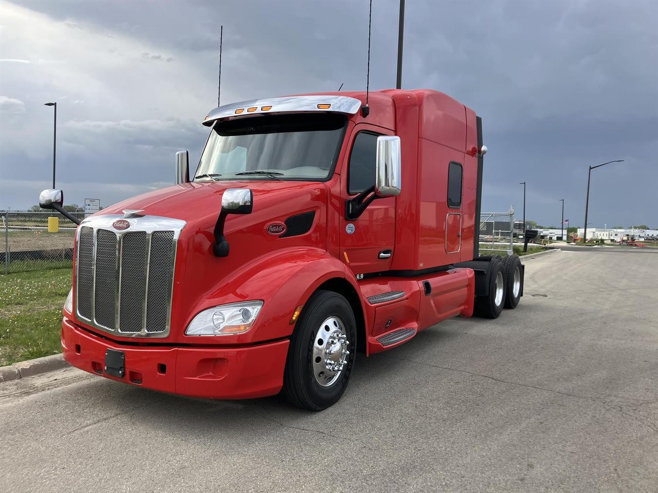 2020 Peterbilt 579 Sleeper