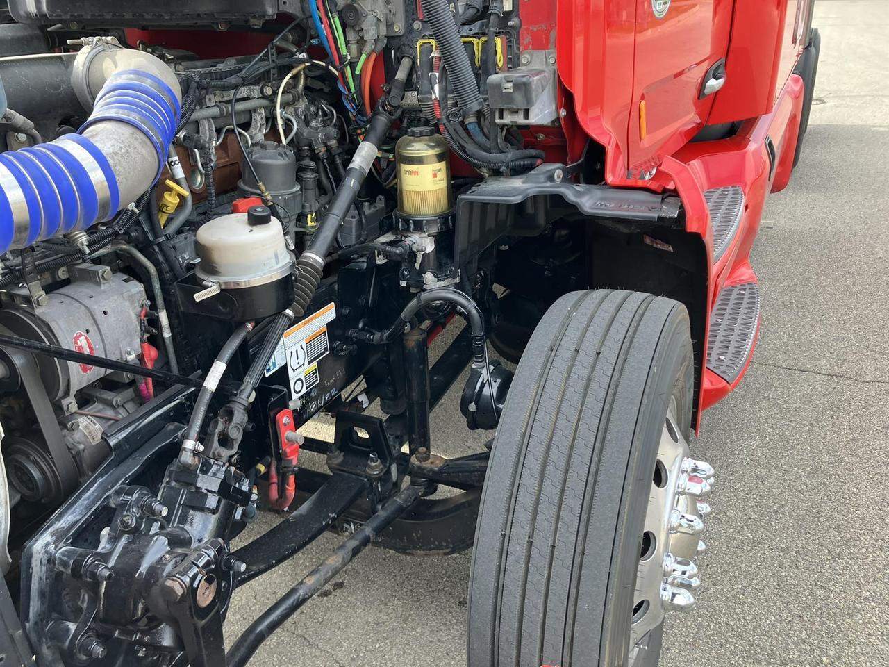 2020 Peterbilt 579 80" Raised Roof Rochester MN