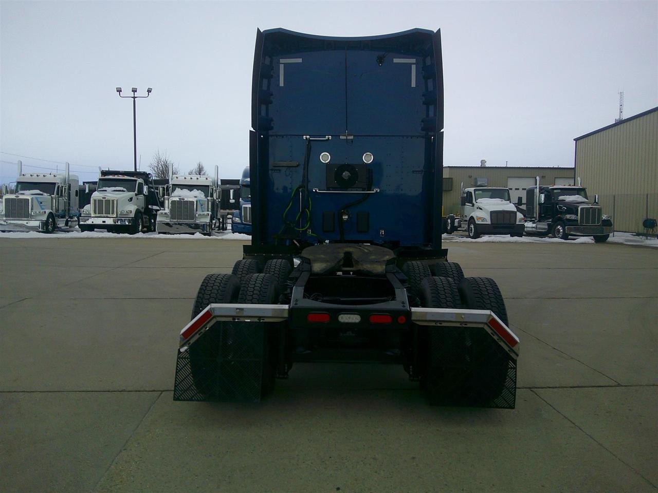 2020 Peterbilt 579 80" Ultraloft Eau Claire WI
