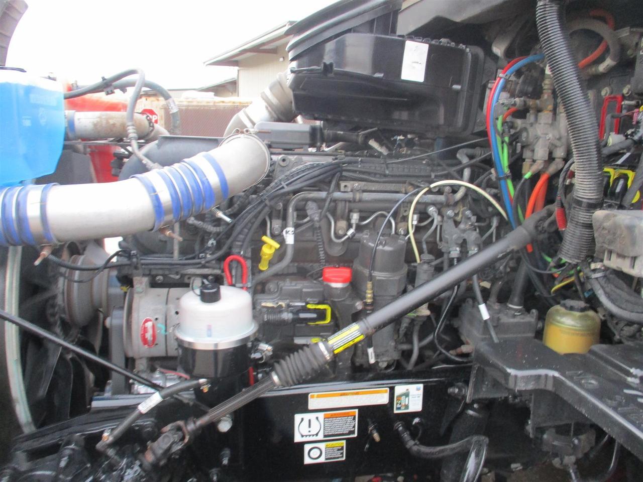 2020 Peterbilt 579 80" Ultraloft Eau Claire WI