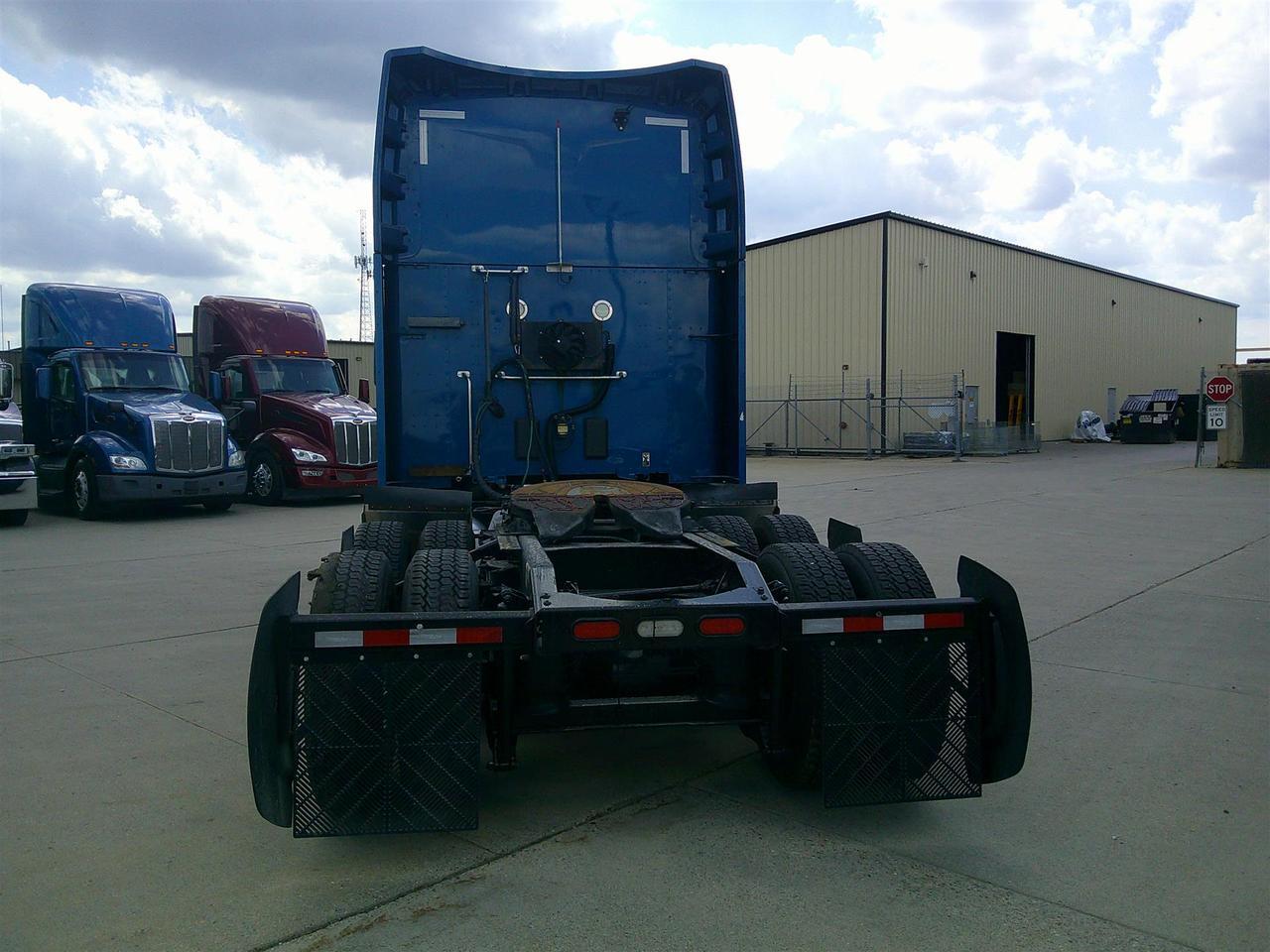 2020 Peterbilt 579 80" Ultraloft Eau Claire WI