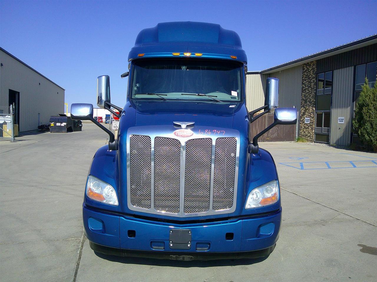 2020 Peterbilt 579 Sleeper