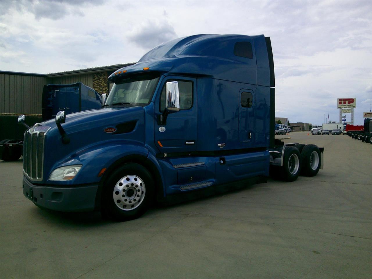 2020 Peterbilt 579 Sleeper
