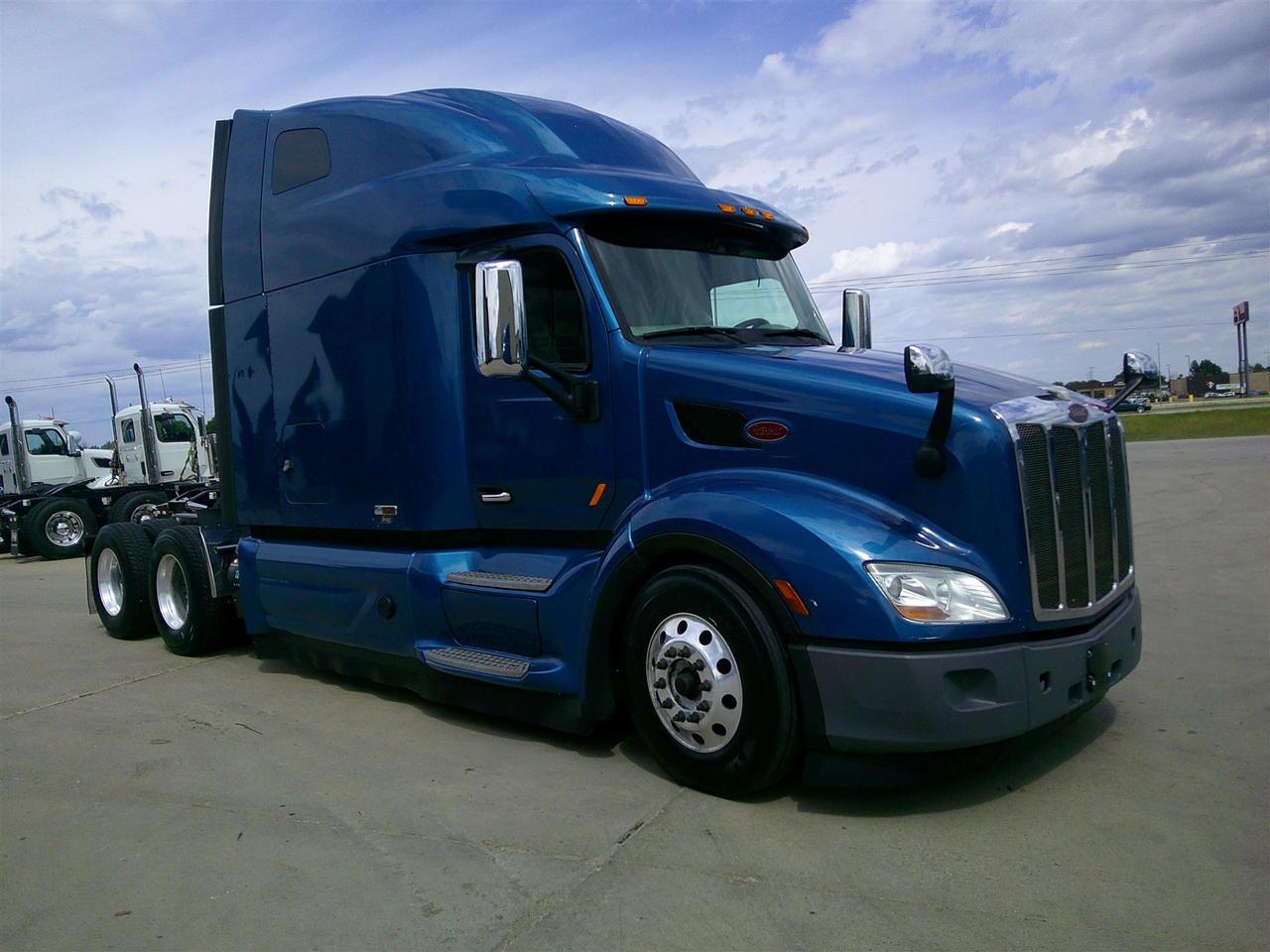 2020 Peterbilt 579 Sleeper