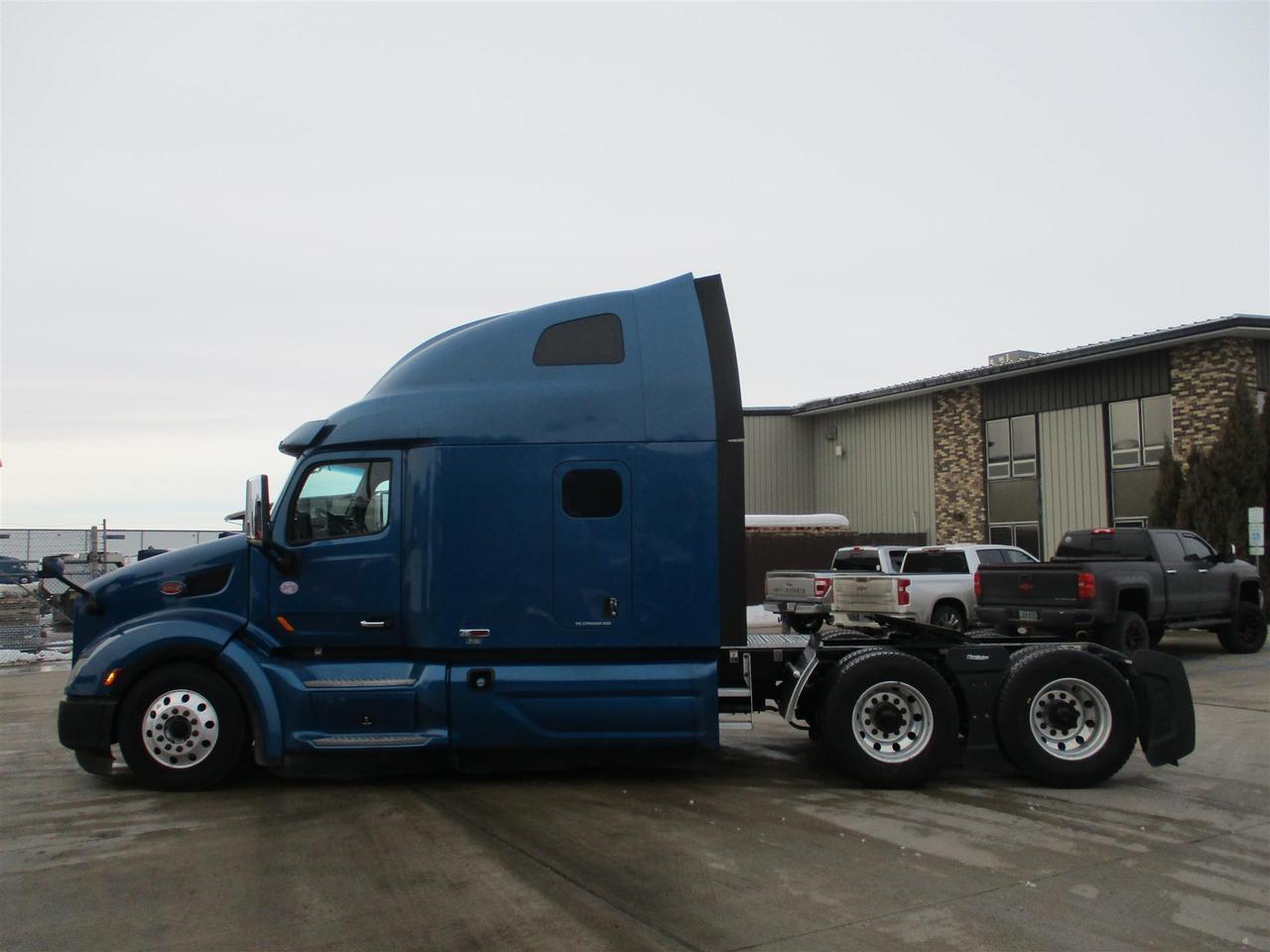 2020 Peterbilt 579