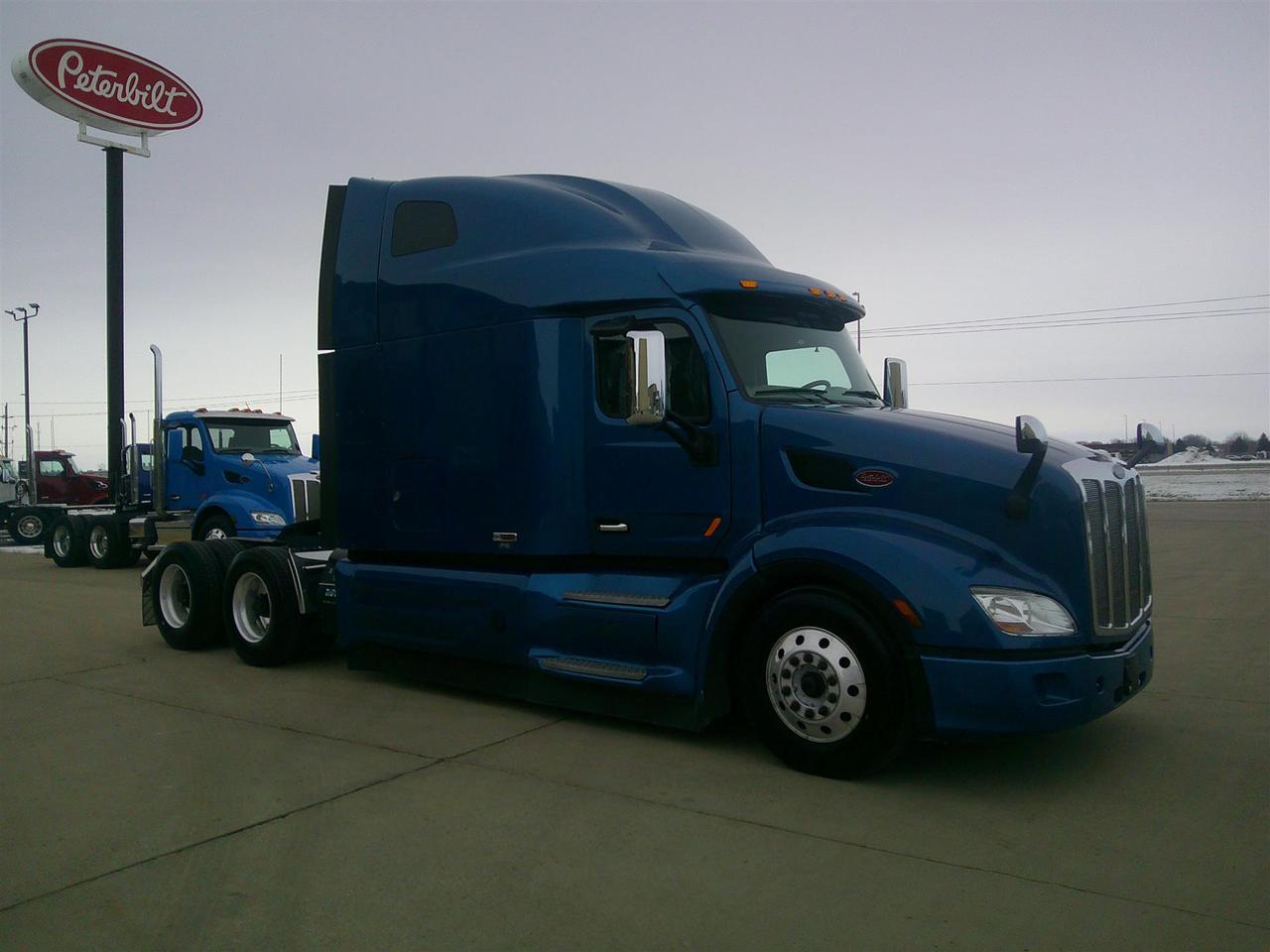 2020 Peterbilt 579 Sleeper