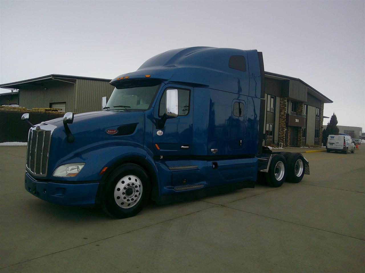 2020 Peterbilt 579 Sleeper