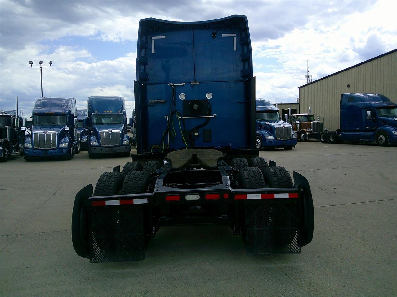 2020 Peterbilt 579 80" Ultraloft Fargo ND