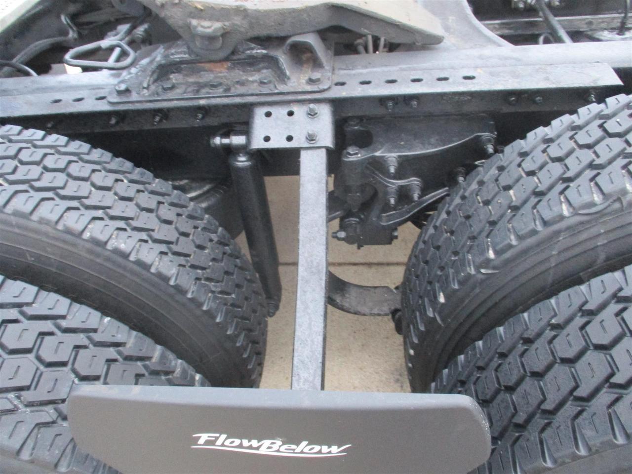 2020 Peterbilt 579 80" Ultraloft Fargo ND