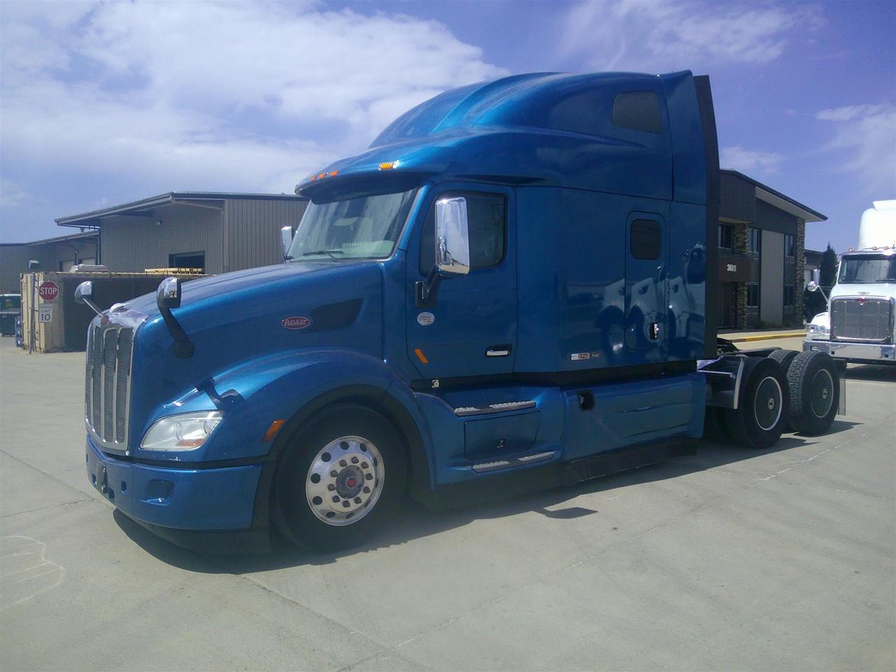 2020 Peterbilt 579 Sleeper
