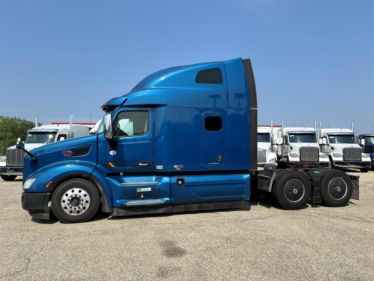 2020 Peterbilt 579 Sleeper