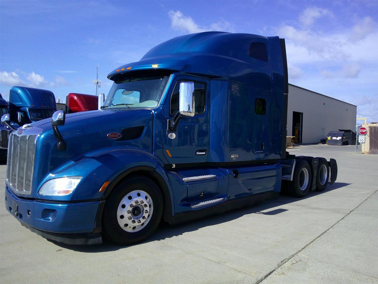 2020 Peterbilt 579 Sleeper