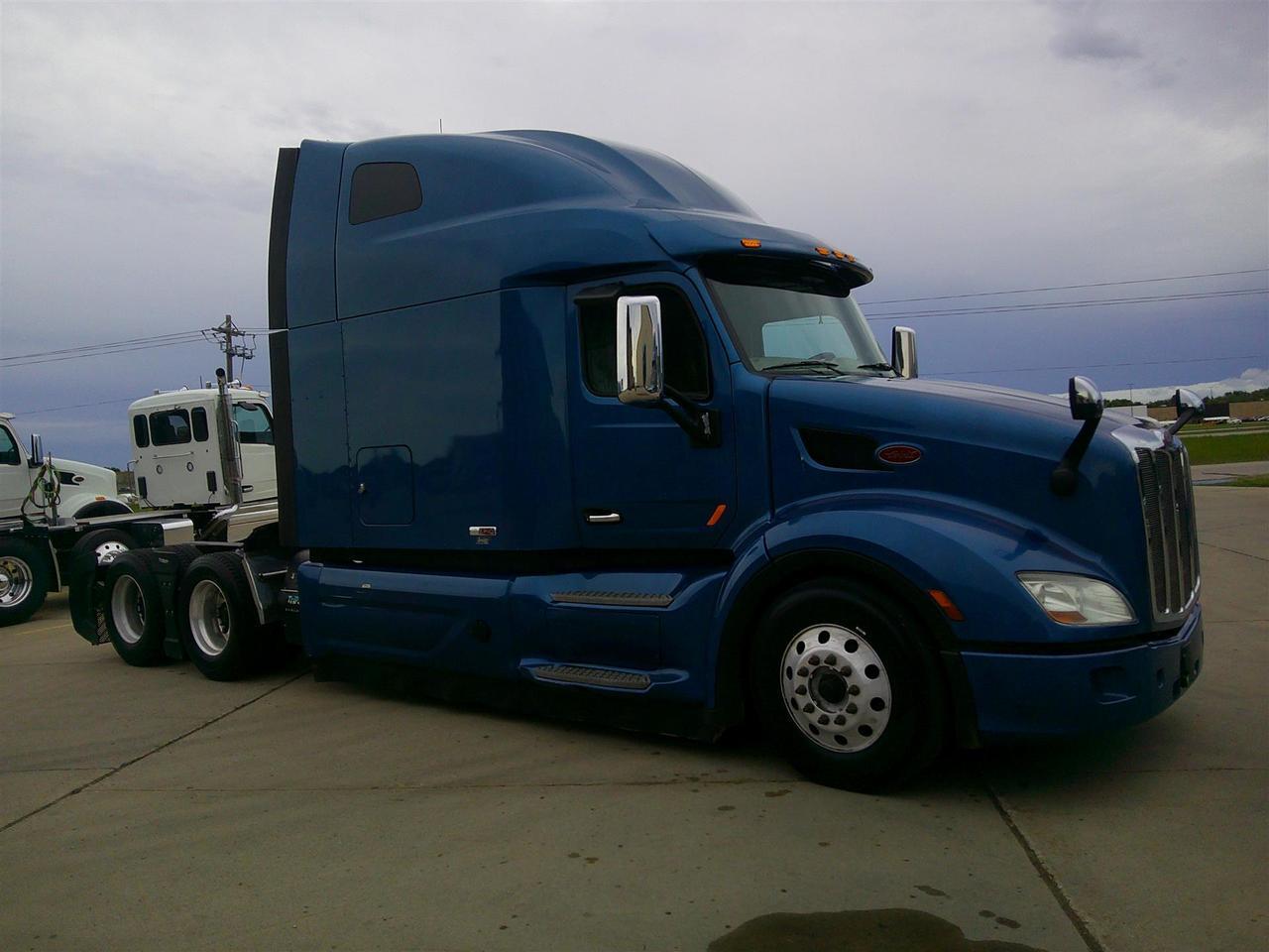 2020 Peterbilt 579 Sleeper