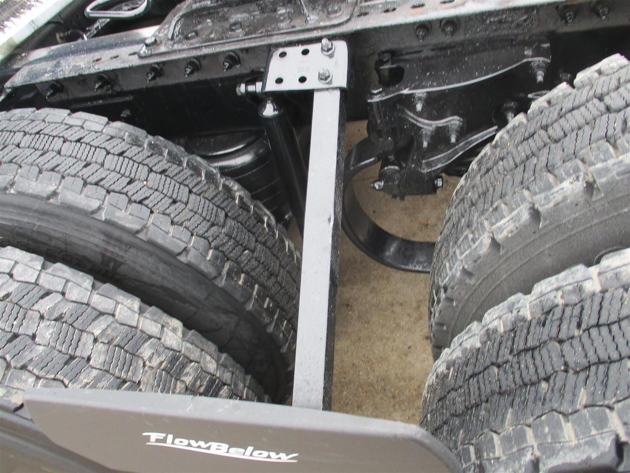 2020 Peterbilt 579 80" Ultraloft South St. Paul MN