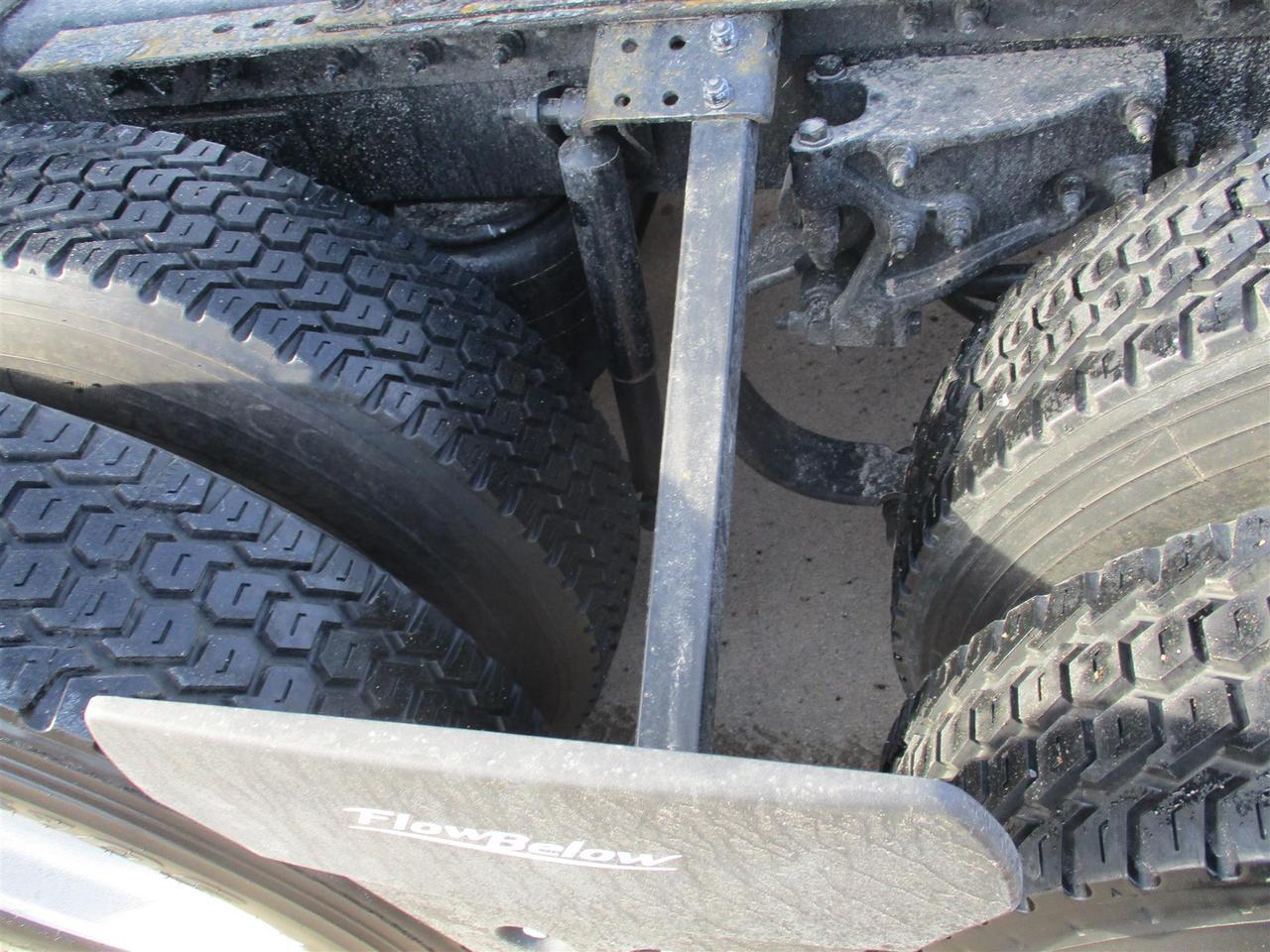 2020 Peterbilt 579 80" Ultraloft South St. Paul MN