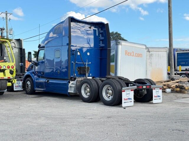 2020 Peterbilt 579 High Roof Sleeper Cab Tractor Trailer Truck