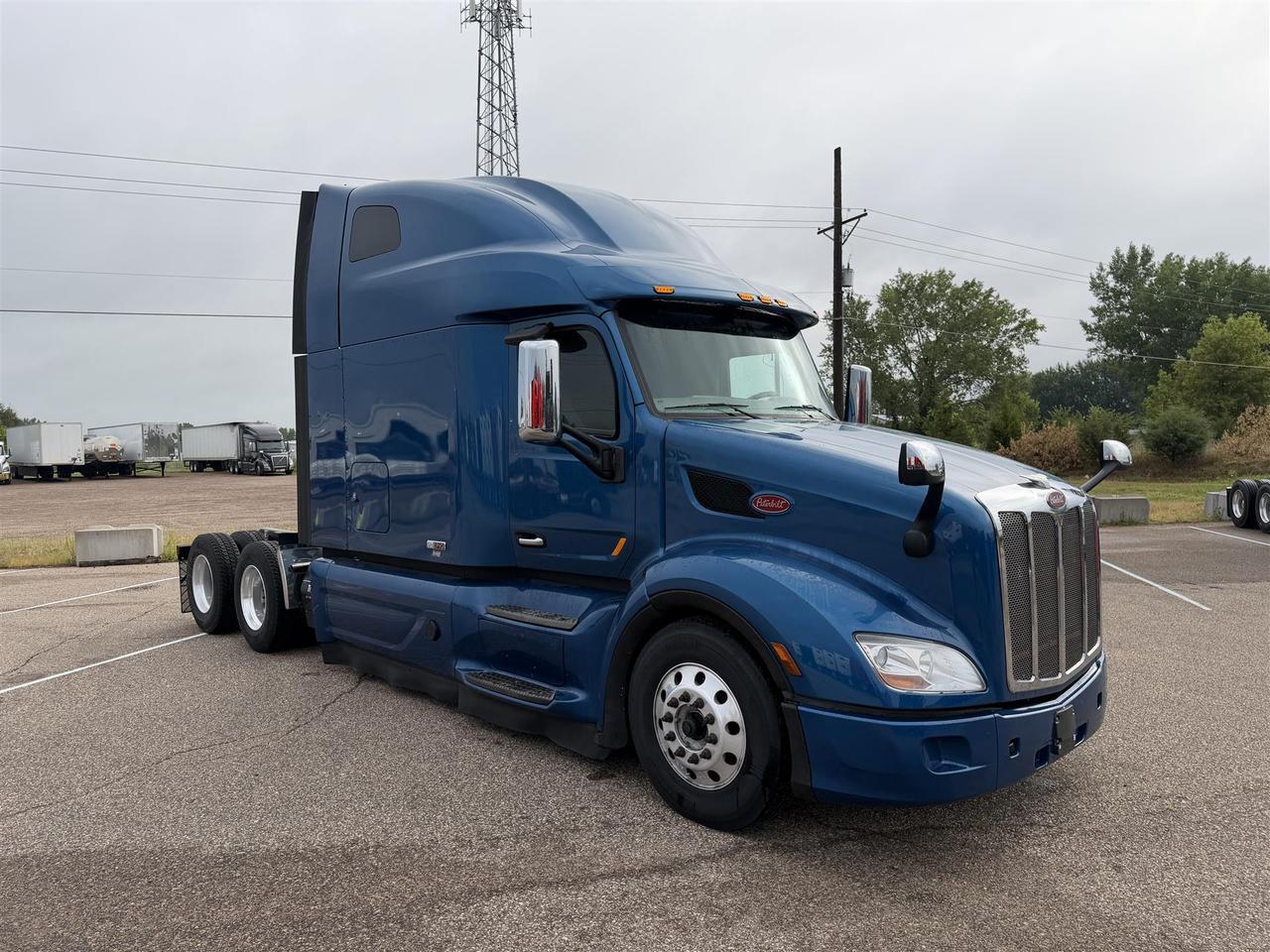 2020 Peterbilt 579 Sleeper