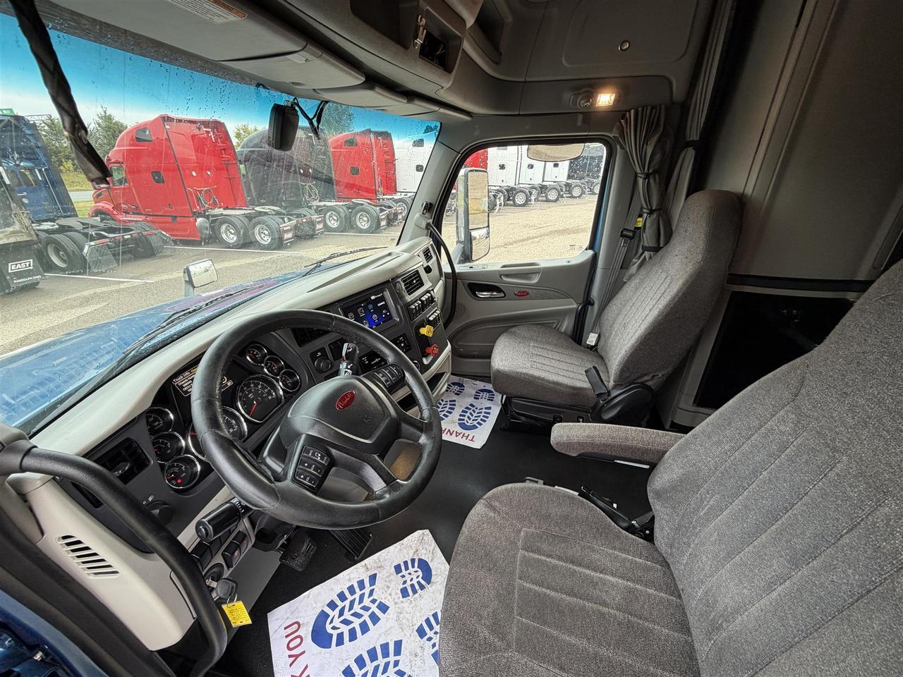 2020 Peterbilt 579 Ultraloft Eau Claire WI