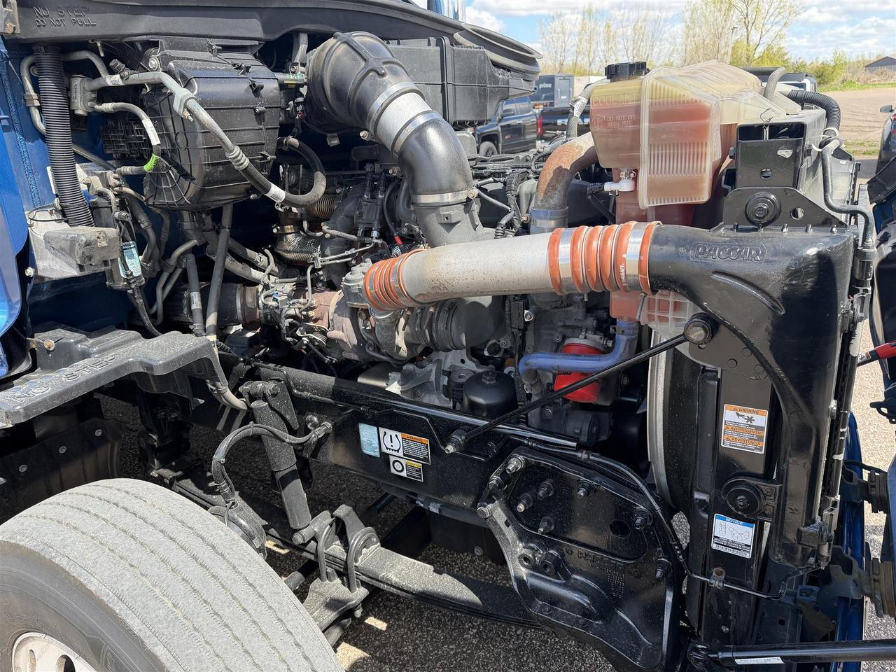 2020 Peterbilt 579 in Eau Claire, WI — photo 5