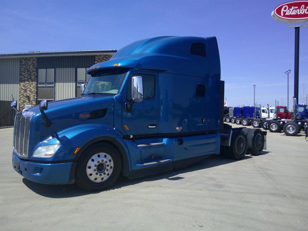 2020 Peterbilt 579 Sleeper