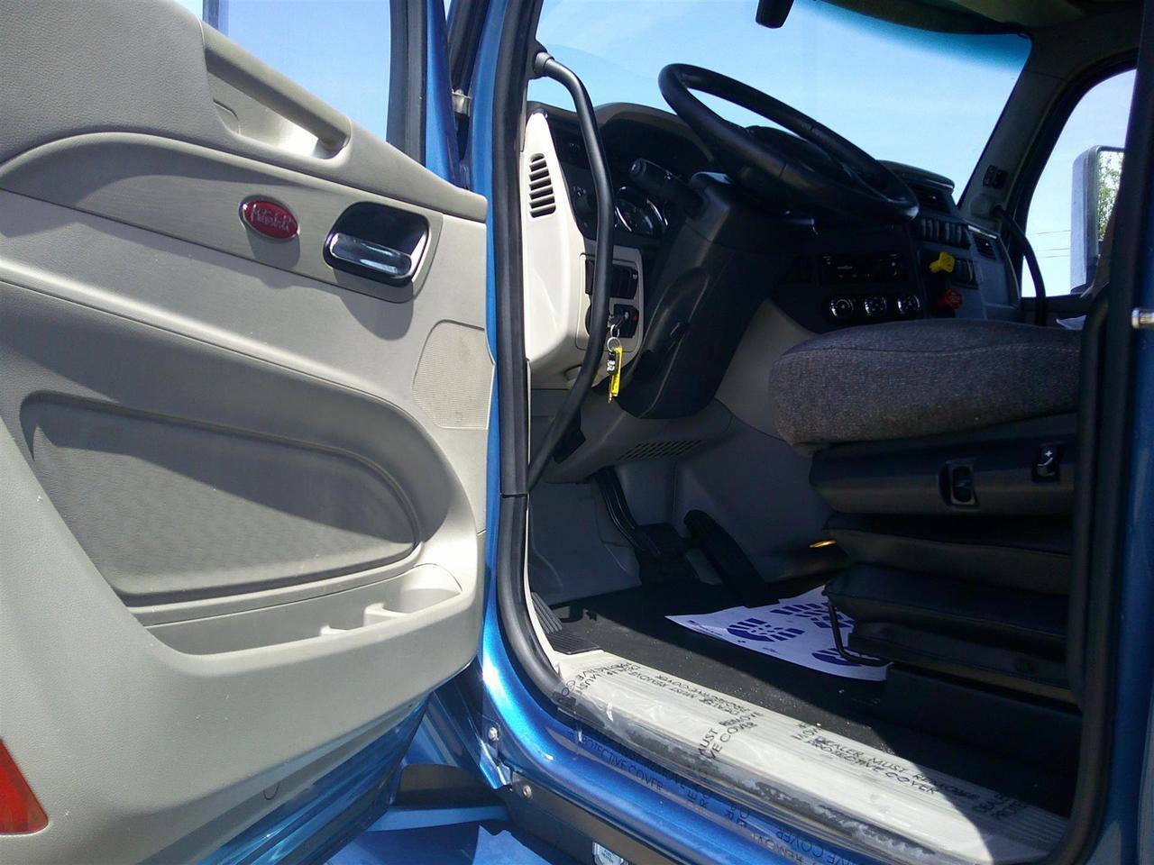 2020 Peterbilt 579 Ultraloft Eau Claire WI