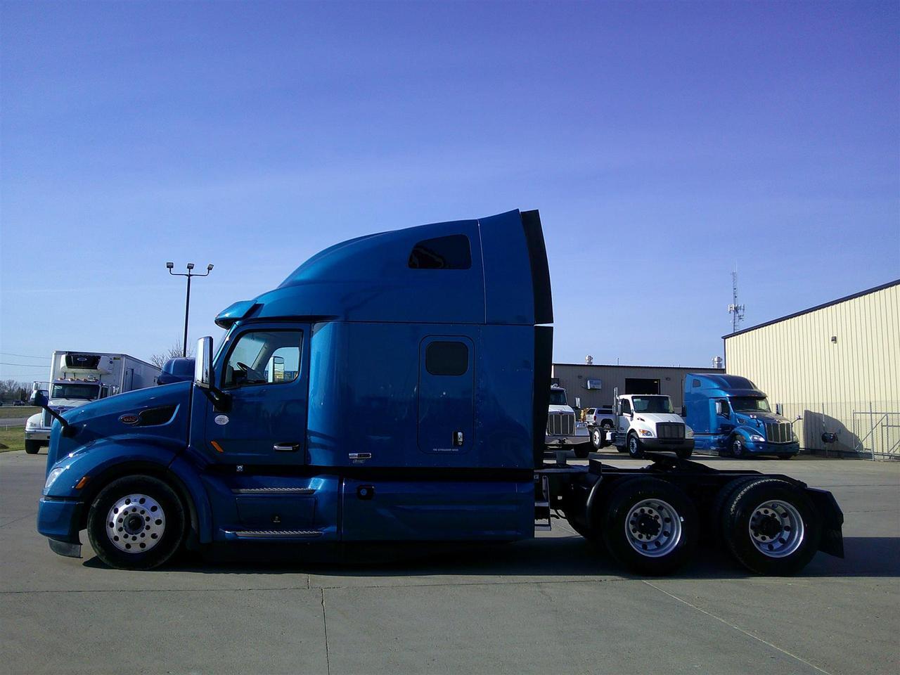 2020 Peterbilt 579 Ultraloft Eau Claire WI