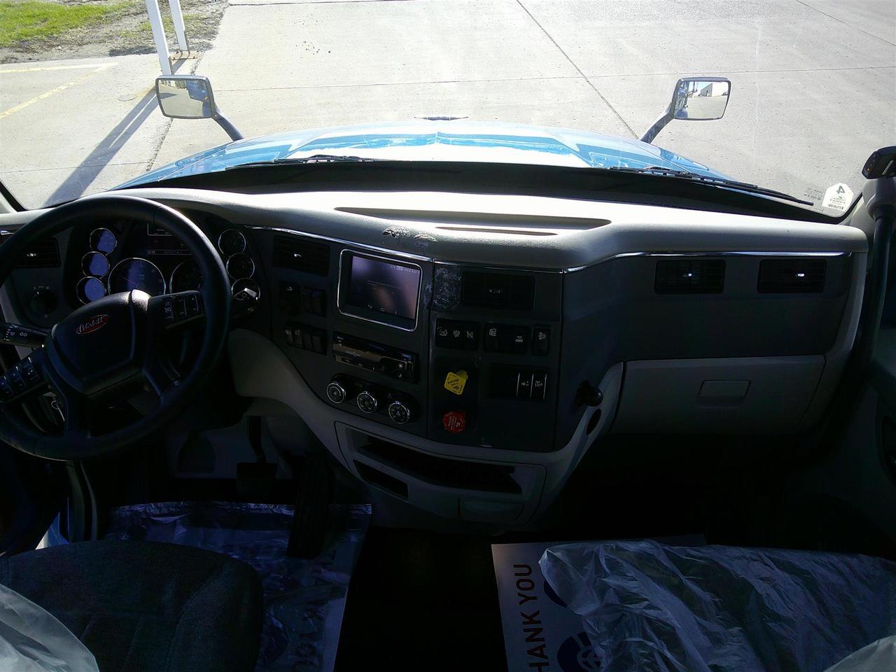 2020 Peterbilt 579 Ultraloft Eau Claire WI