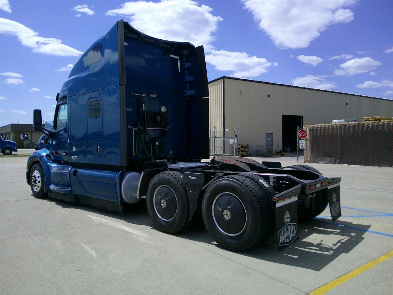 2020 Peterbilt 579 Ultraloft Eau Claire WI