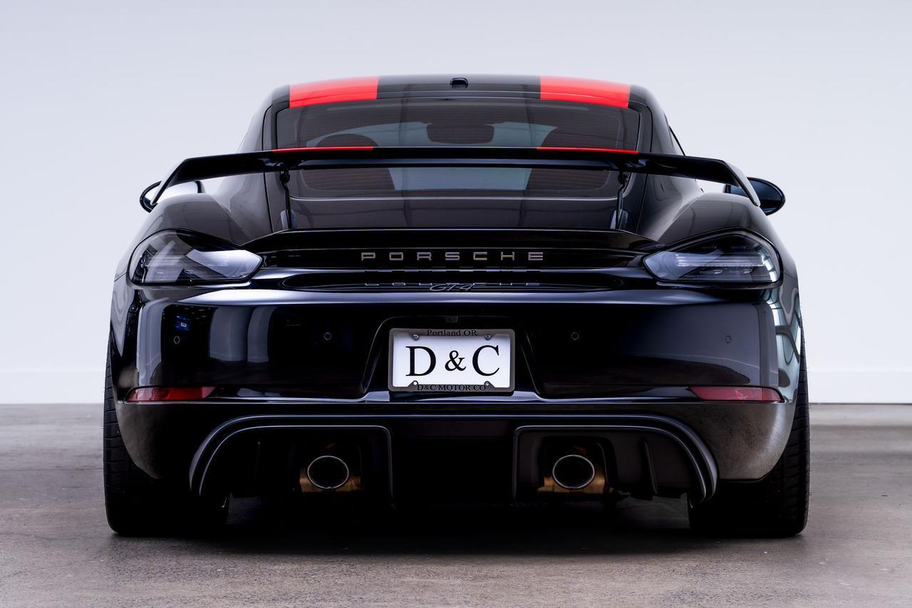 2020 Porsche 718 Cayman GT4 6-Speed Manual Adaptive Sports Seat (18-Way) Portland OR