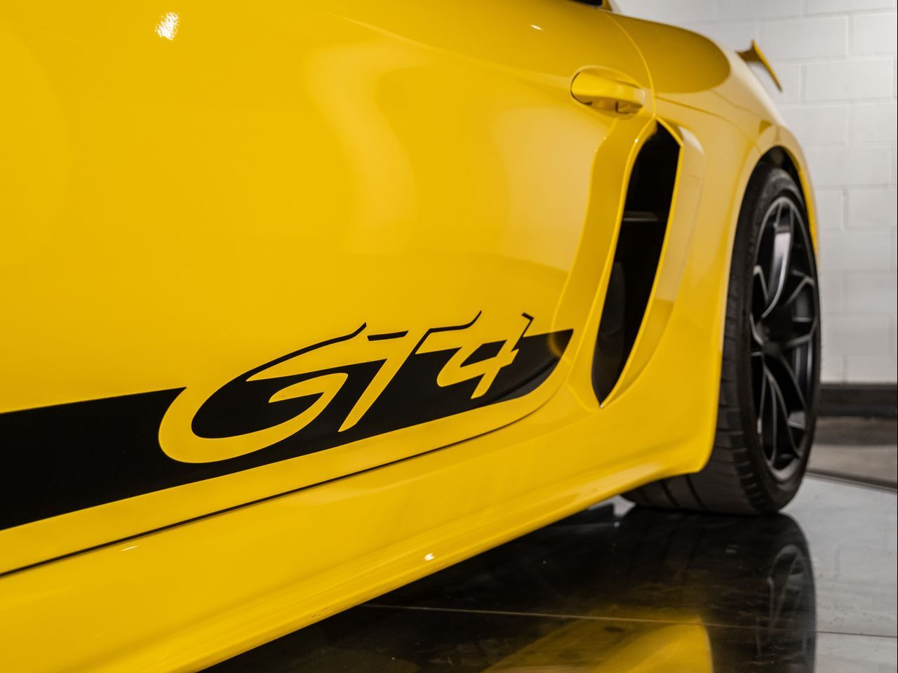 2020 Porsche 718 Cayman GT4 Santa Clarita CA