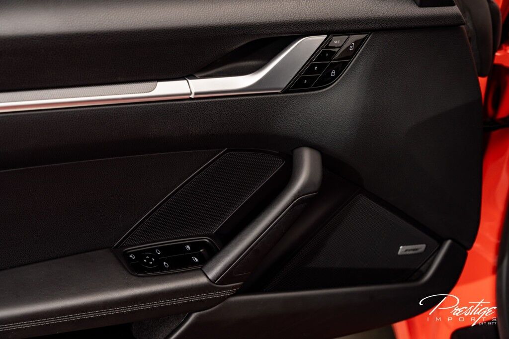 2020 Porsche 911 Carrera 4 North Miami Beach FL