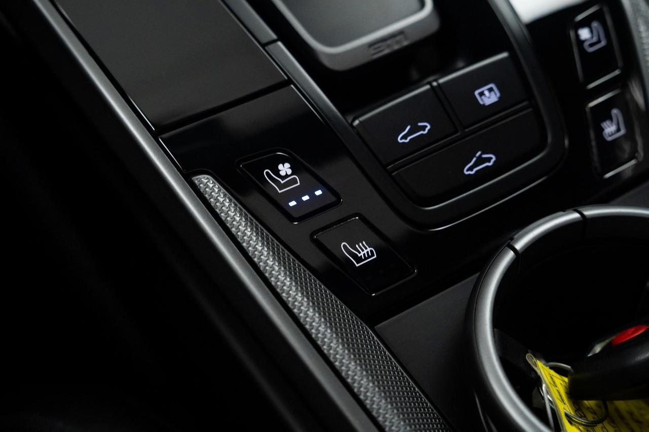 2020 Porsche 911 Carrera 4S Akrapovic Exhaust Premium Package Sport Chrono PAS Portland OR