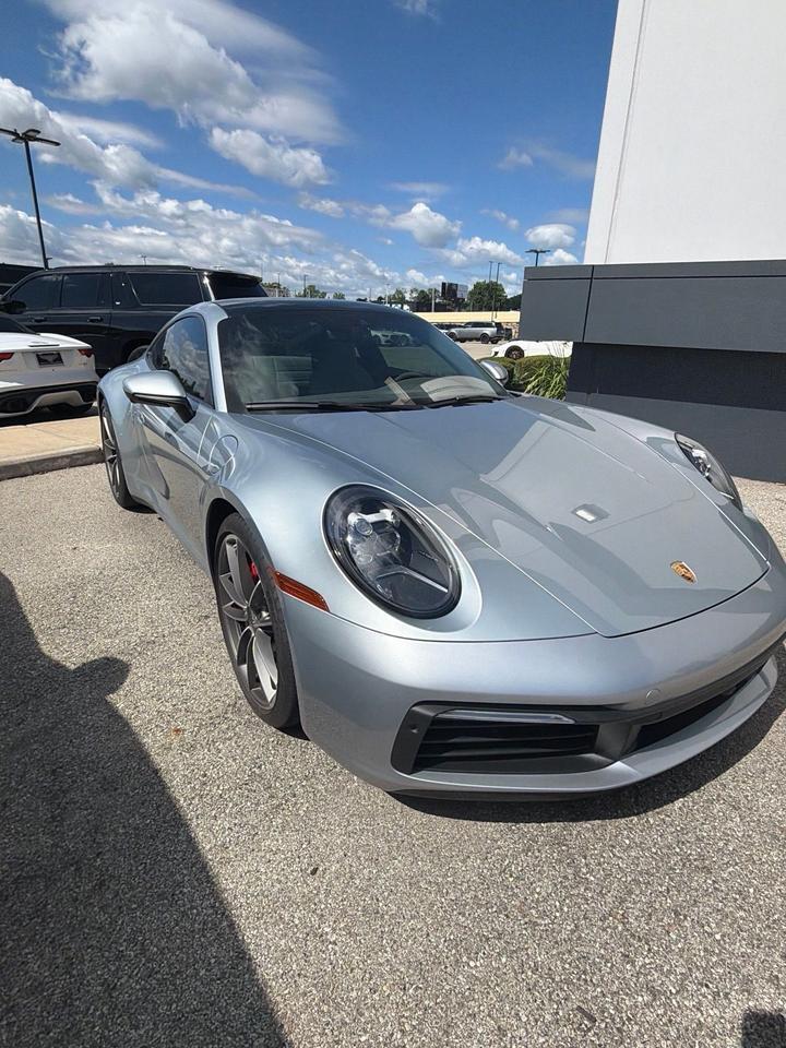 2020 Porsche 911 Carrera 4S