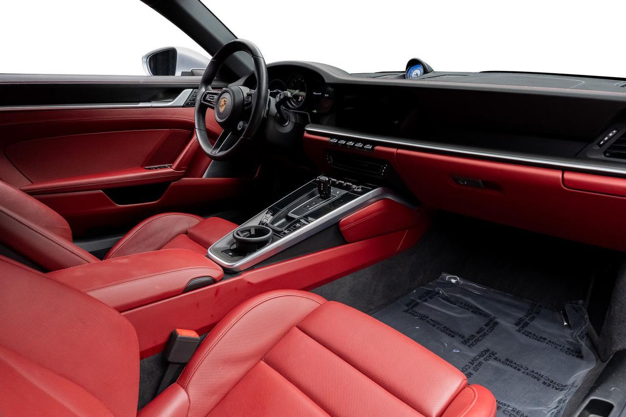 2020 Porsche 911 Carrera 4S