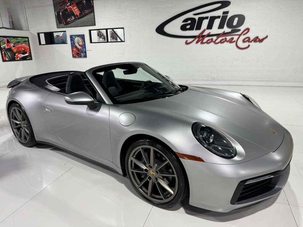 2020 Porsche 911 Carrera