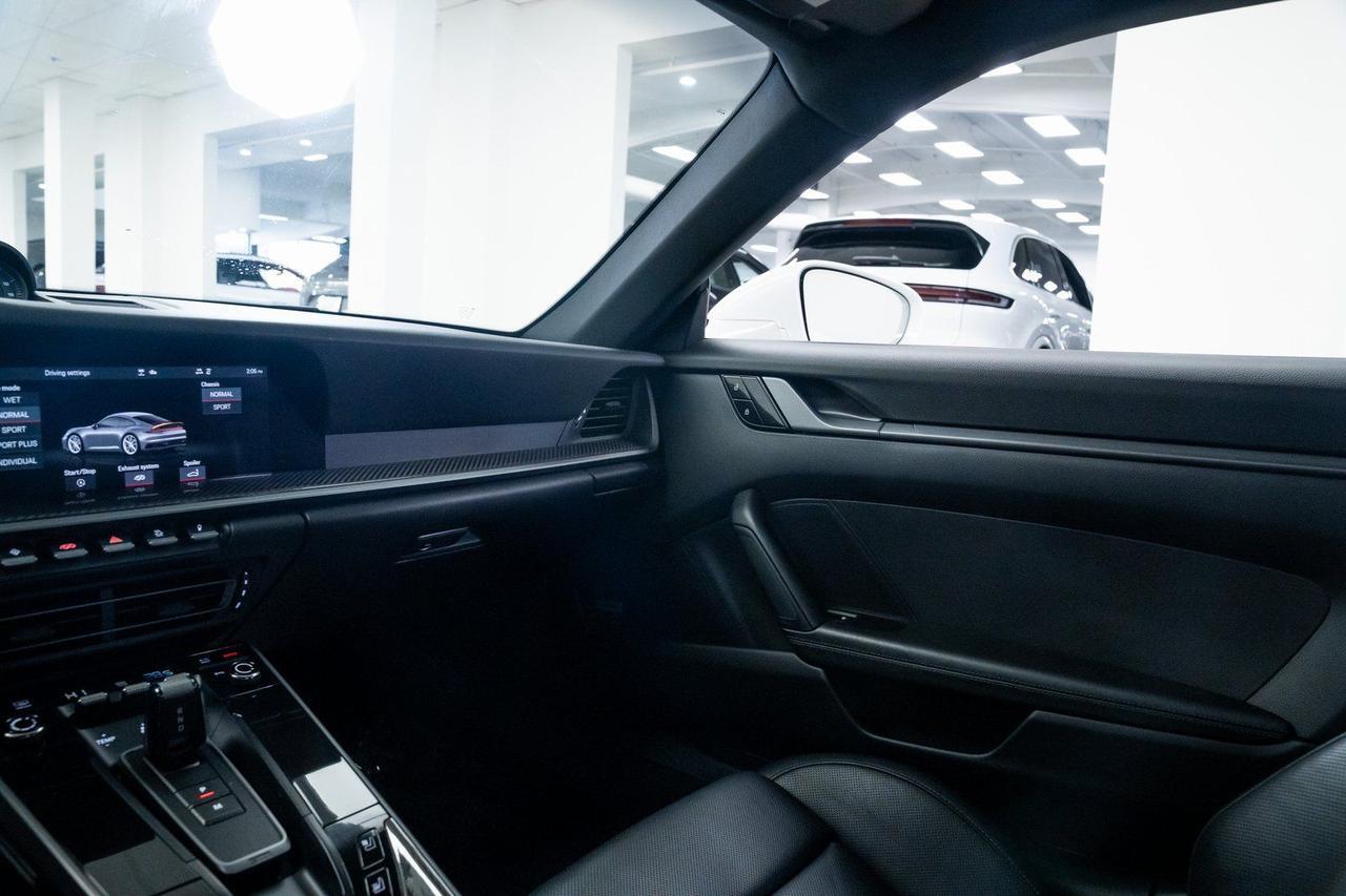 2020 Porsche 911 Carrera S Carbon Ceramic Brakes Sport Exhaust Portland OR