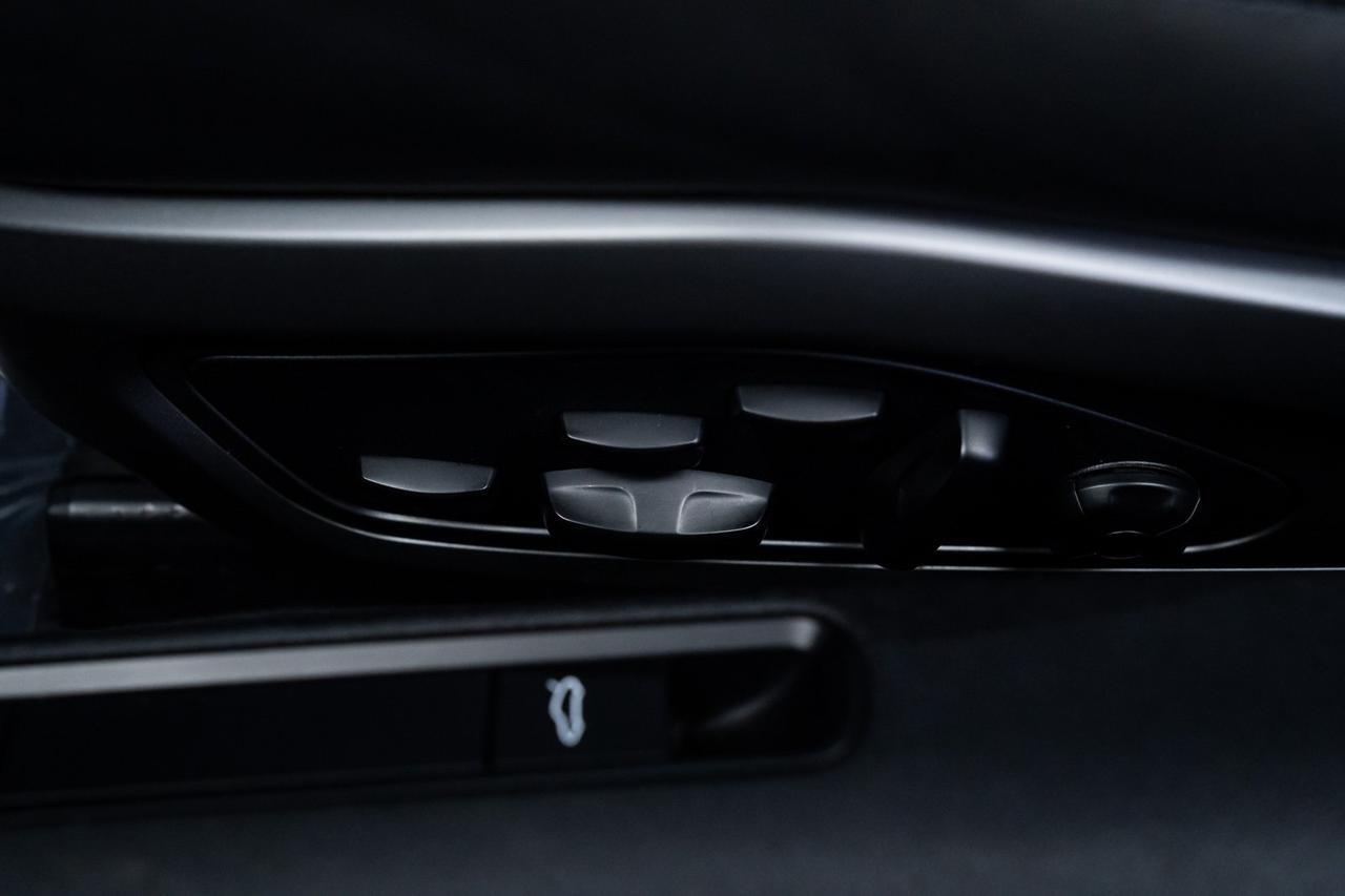 2020 Porsche 911 Carrera S Carbon Ceramic Brakes Sport Exhaust Portland OR