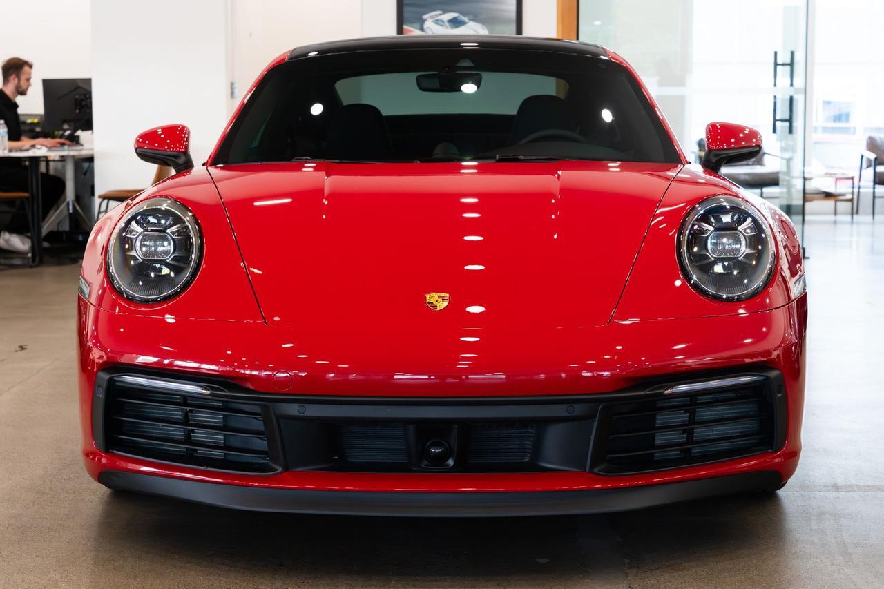 2020 Porsche 911 Carrera S
